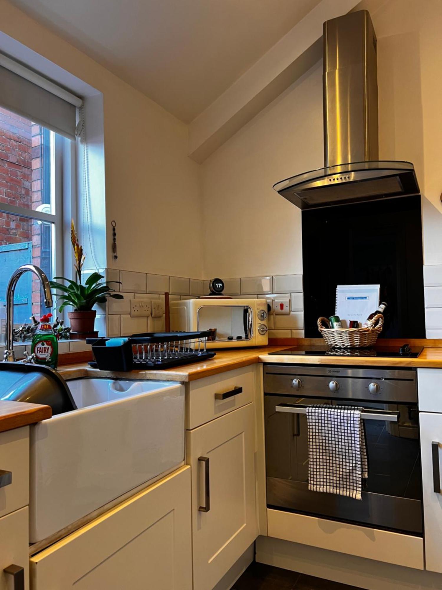 Апартаменты Cartref - Fully Equipped And Stunning Town Flat Шрусбери Экстерьер фото